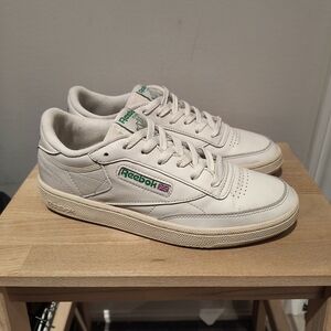 Reebok Club C 85, Women's US 9, Off White Cream